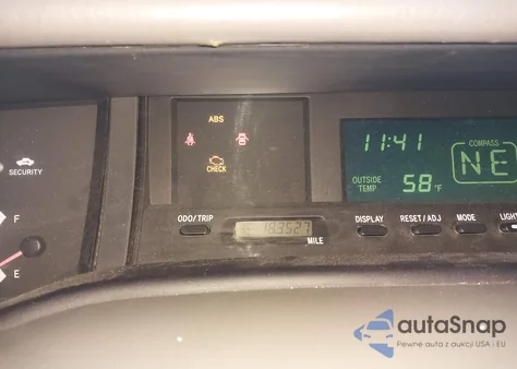 2001 Toyota Avalon Xls from USA, damaged, VIN 4T1BF28B51U129348